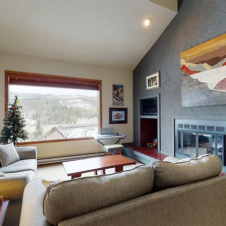 Snowblaze Condominiums